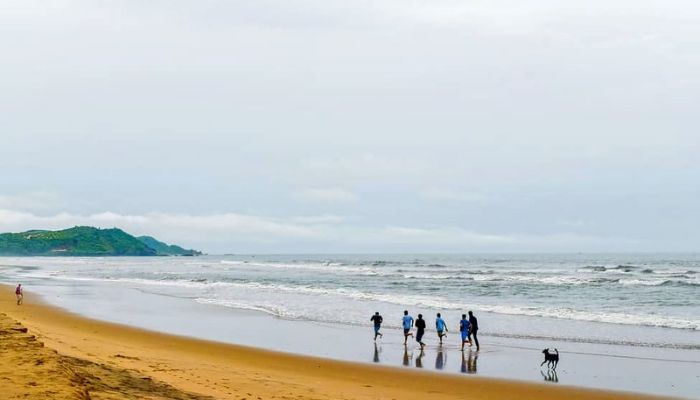 Beach camping in Gokarna, a serene experience amidst golden sands, starlit skies, and the soothing sound of ocean waves